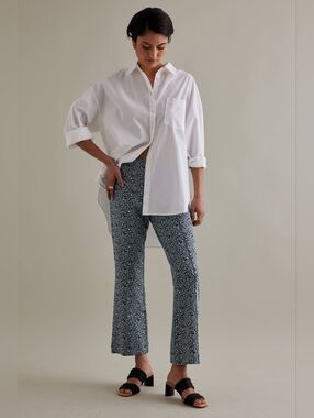 Anthropologie Maeve Margot Kick Flare Pull-On Knit Cropped Pants Navy Jacquard S